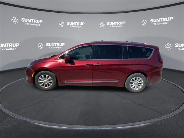 2018 Chrysler Pacifica Touring-L