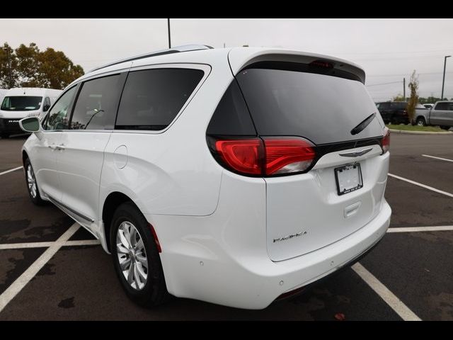 2018 Chrysler Pacifica Touring-L