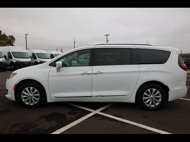 2018 Chrysler Pacifica Touring-L