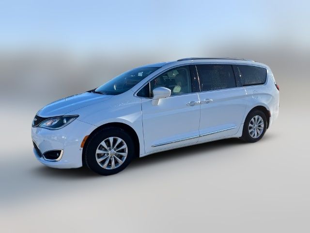 2018 Chrysler Pacifica Touring-L