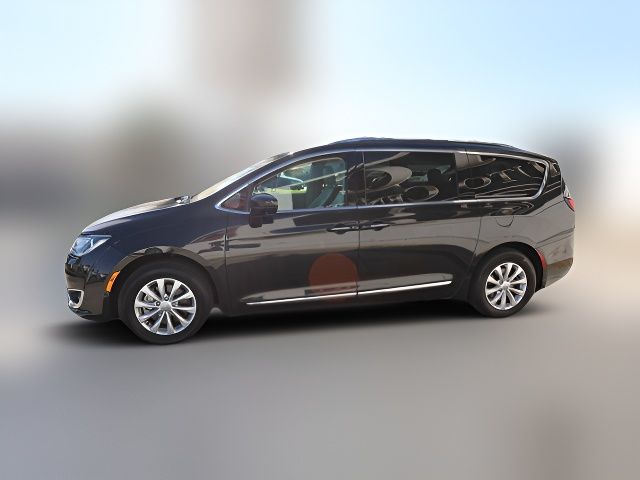 2018 Chrysler Pacifica Touring-L