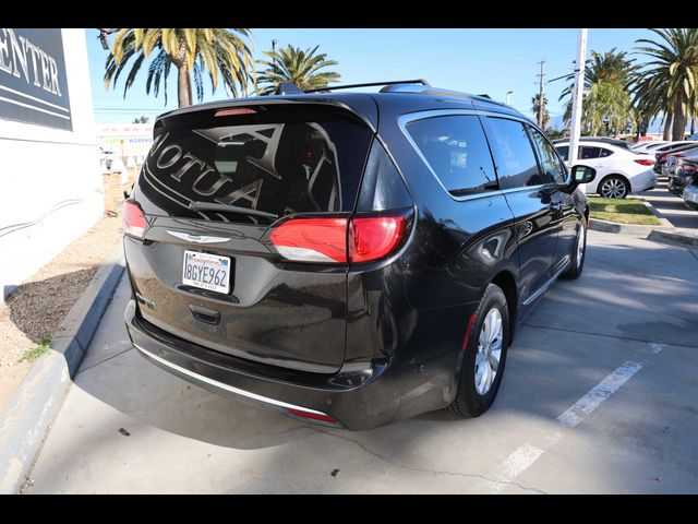 2018 Chrysler Pacifica Touring-L