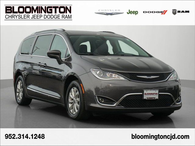 2018 Chrysler Pacifica Touring-L
