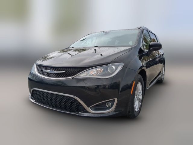 2018 Chrysler Pacifica Touring-L