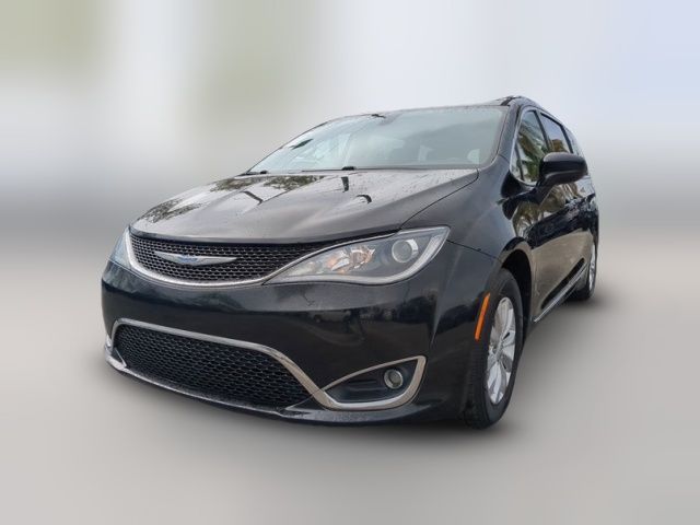 2018 Chrysler Pacifica Touring-L