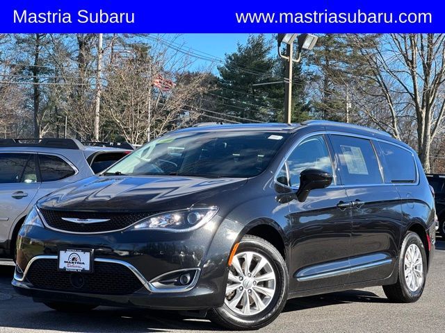 2018 Chrysler Pacifica Touring-L