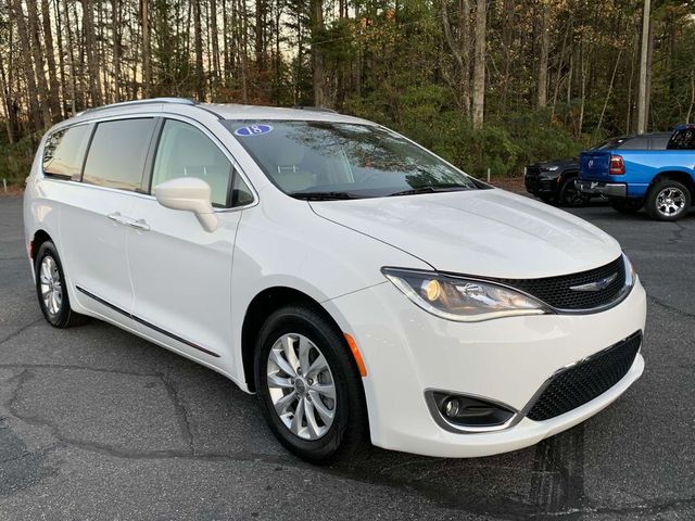 2018 Chrysler Pacifica Touring-L