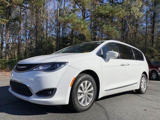 2018 Chrysler Pacifica Touring-L