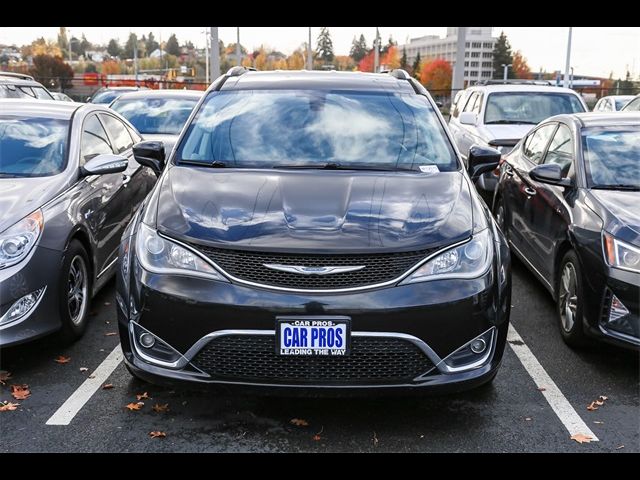 2018 Chrysler Pacifica Touring-L