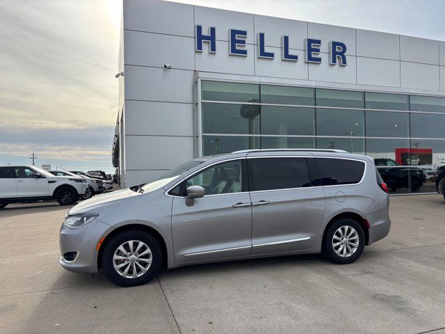 2018 Chrysler Pacifica Touring-L