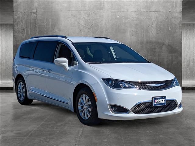 2018 Chrysler Pacifica Touring-L