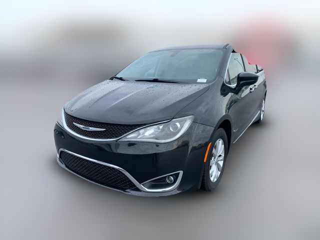 2018 Chrysler Pacifica Touring-L