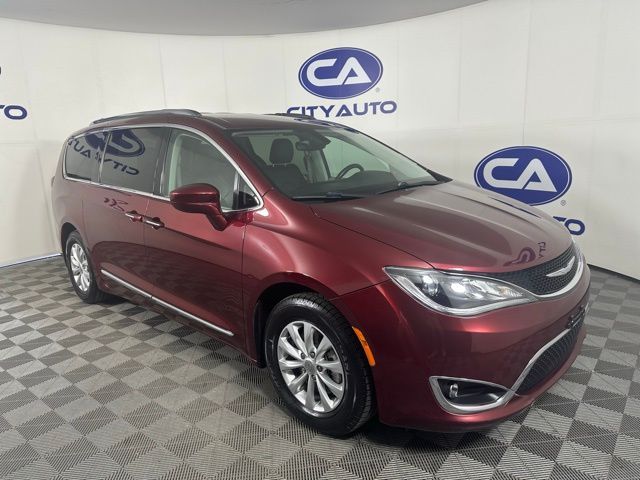 2018 Chrysler Pacifica Touring-L