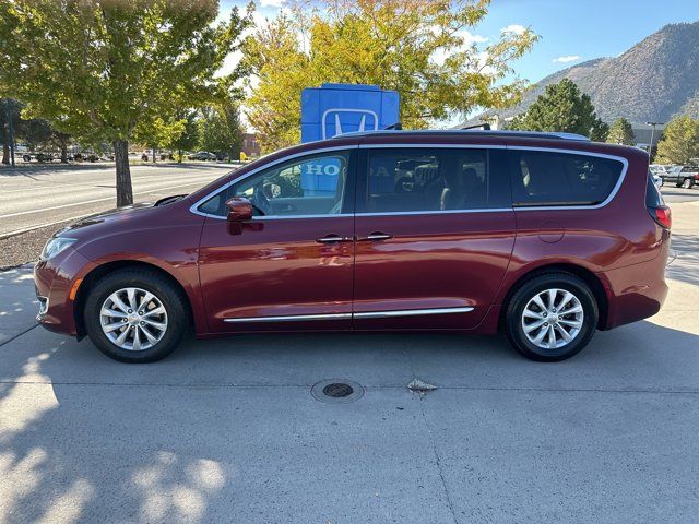 2018 Chrysler Pacifica Touring-L