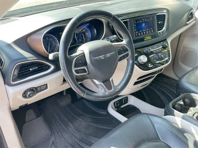 2018 Chrysler Pacifica Touring-L