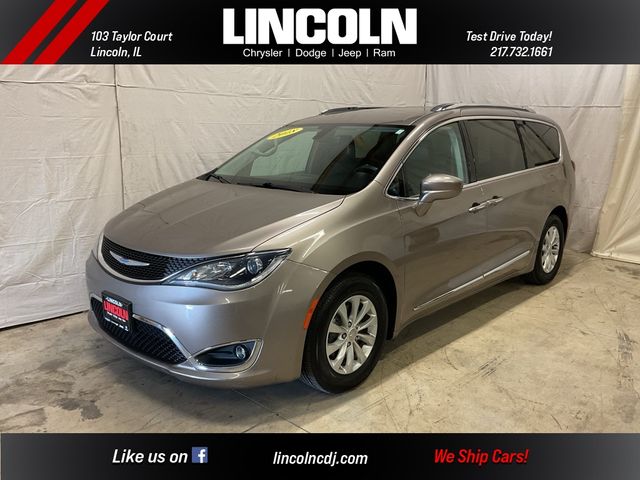 2018 Chrysler Pacifica Touring-L