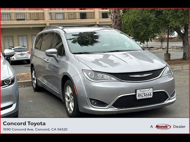 2018 Chrysler Pacifica Touring-L