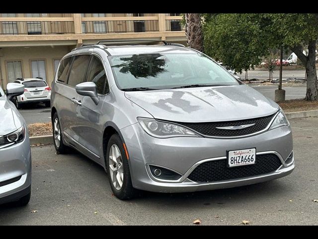 2018 Chrysler Pacifica Touring-L