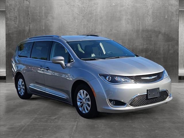 2018 Chrysler Pacifica Touring-L