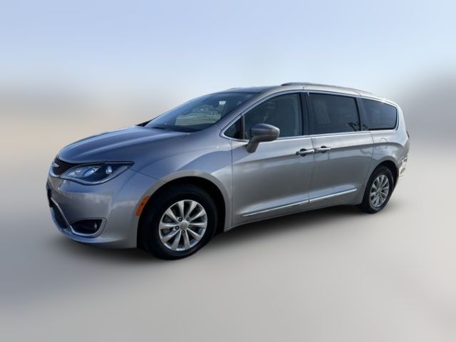 2018 Chrysler Pacifica Touring-L