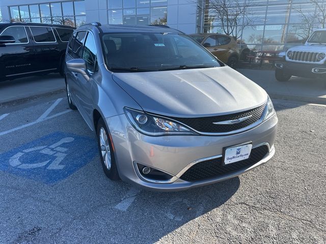 2018 Chrysler Pacifica Touring-L