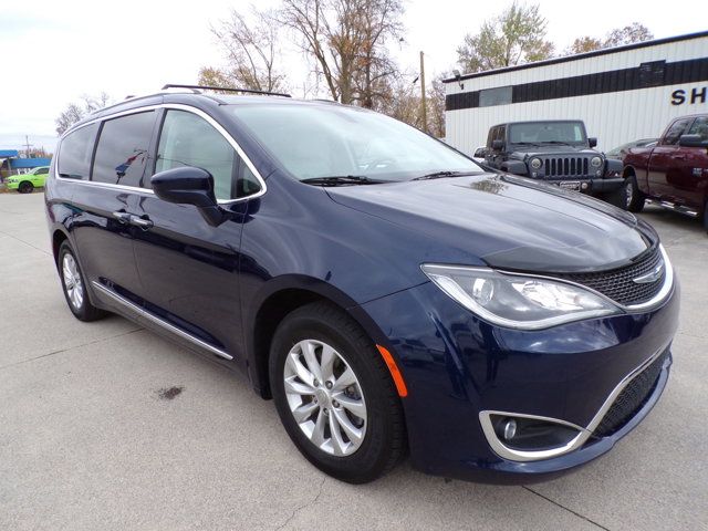 2018 Chrysler Pacifica Touring-L