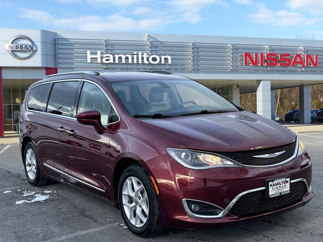 2018 Chrysler Pacifica Touring-L