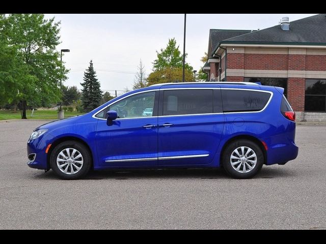 2018 Chrysler Pacifica Touring-L