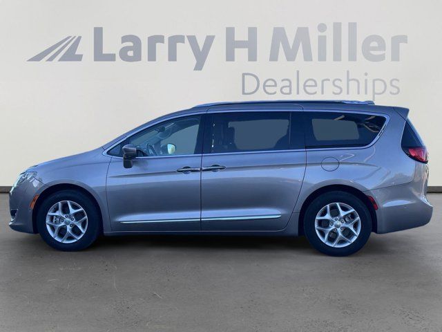 2018 Chrysler Pacifica Touring-L