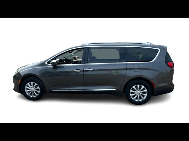 2018 Chrysler Pacifica Touring-L