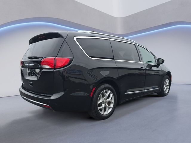 2018 Chrysler Pacifica Touring-L