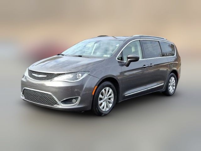 2018 Chrysler Pacifica Touring-L