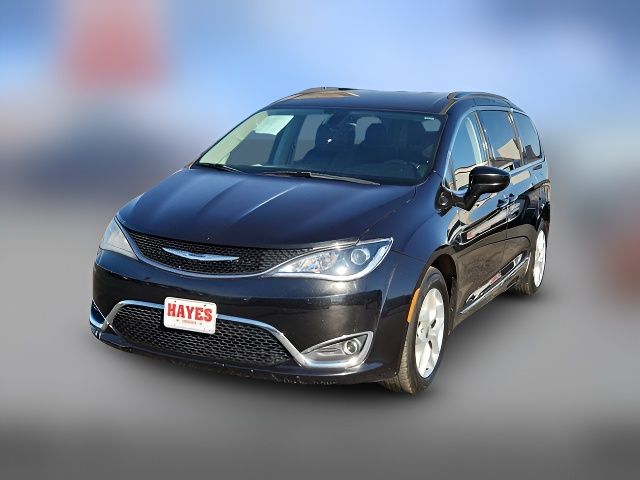 2018 Chrysler Pacifica Touring-L