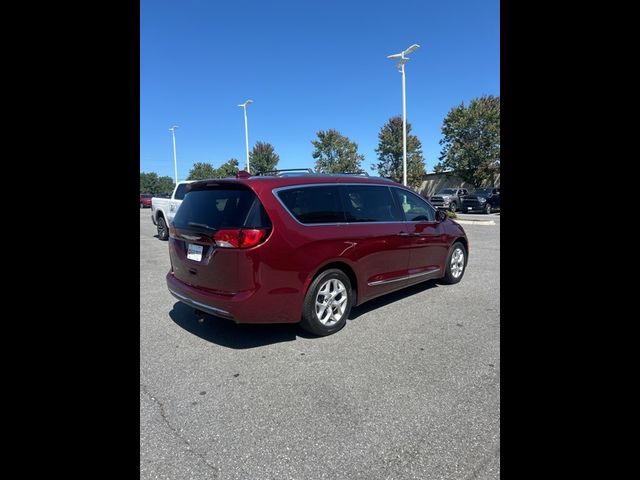 2018 Chrysler Pacifica Touring-L