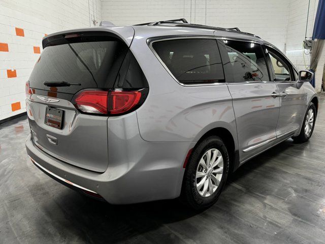 2018 Chrysler Pacifica Touring-L