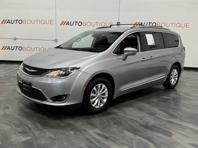 2018 Chrysler Pacifica Touring-L