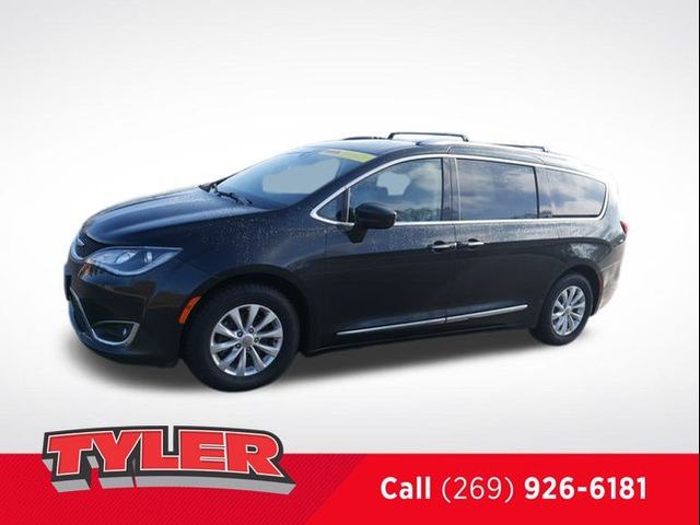 2018 Chrysler Pacifica Touring-L