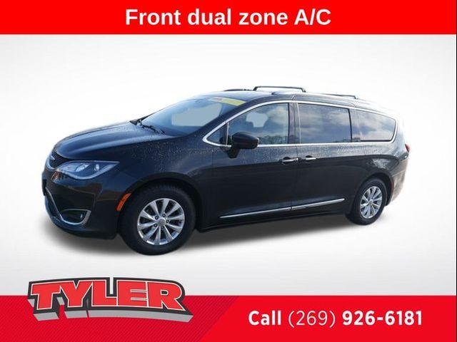 2018 Chrysler Pacifica Touring-L