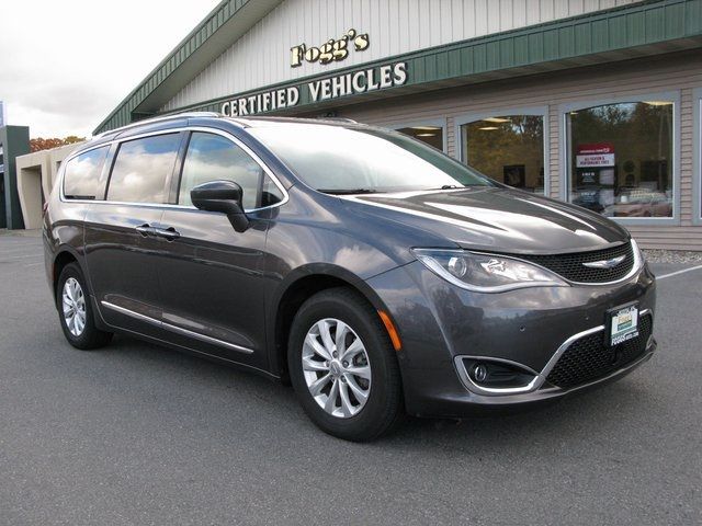 2018 Chrysler Pacifica Touring-L