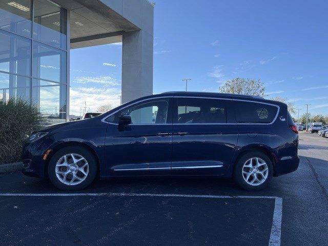 2018 Chrysler Pacifica Touring-L