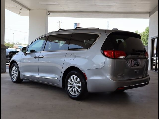 2018 Chrysler Pacifica Touring-L