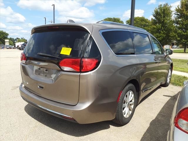 2018 Chrysler Pacifica Touring-L