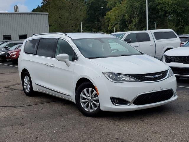 2018 Chrysler Pacifica Touring-L