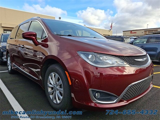 2018 Chrysler Pacifica Touring-L