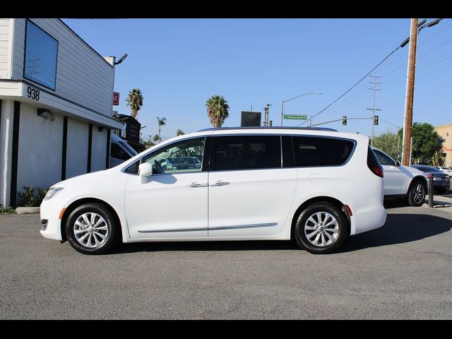 2018 Chrysler Pacifica Touring-L