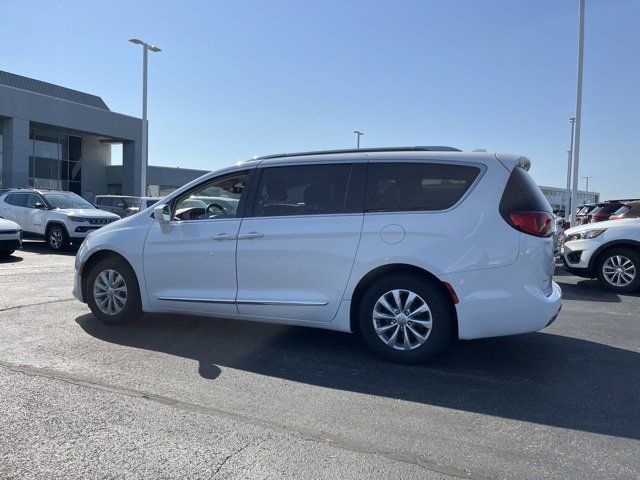 2018 Chrysler Pacifica Touring-L