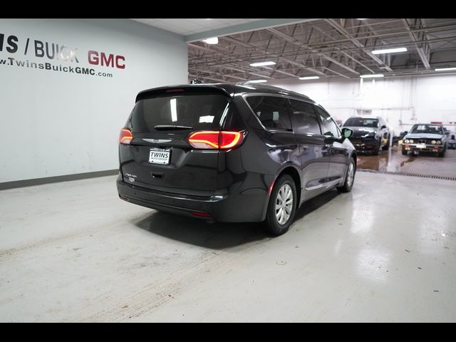 2018 Chrysler Pacifica Touring-L