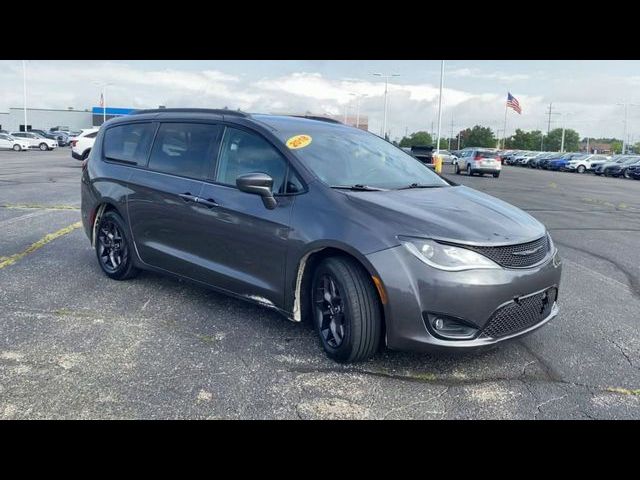 2018 Chrysler Pacifica Touring-L