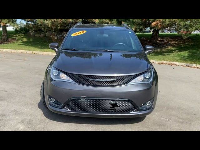 2018 Chrysler Pacifica Touring-L