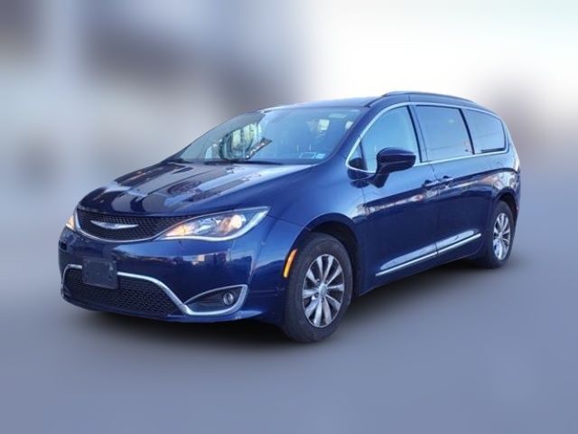 2018 Chrysler Pacifica Touring-L